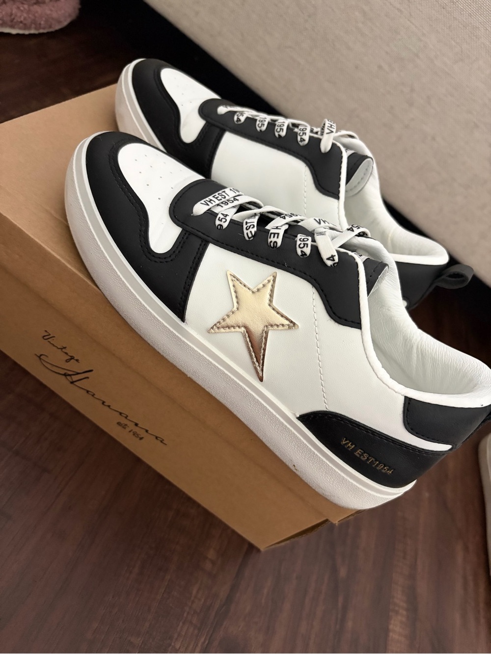 Vintage havana size 8